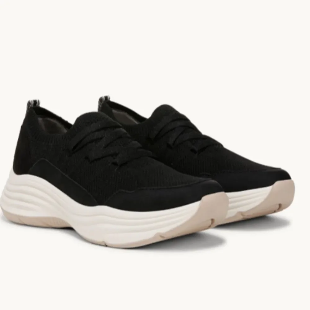 Bzees Impact Sneaker*